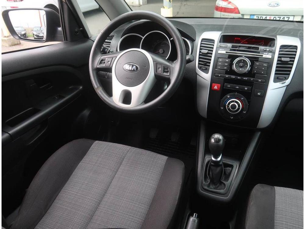 Kia Venga 1.4 CVVT, Parkovac asistent