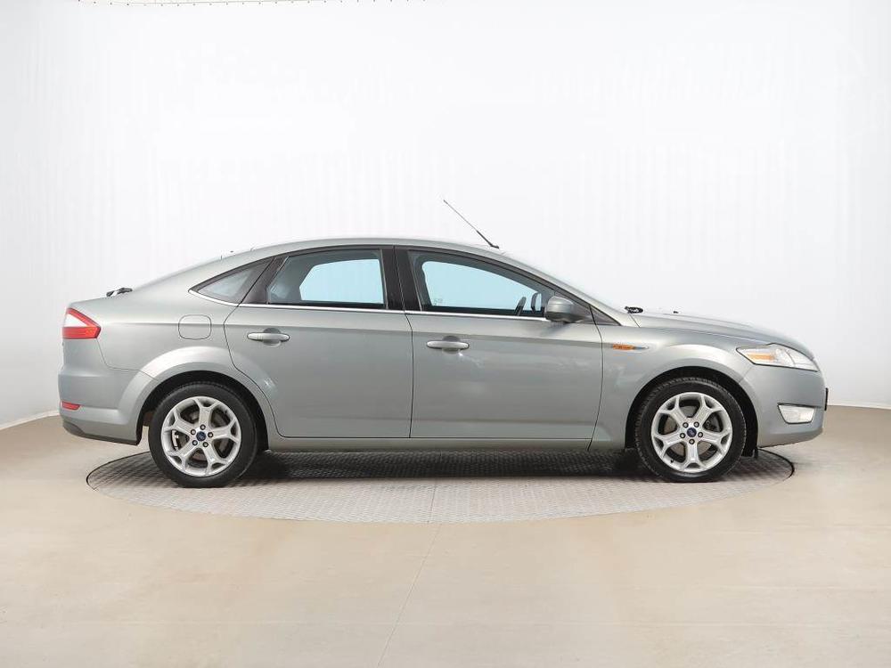 Ford Mondeo 2.0 TDCi, Automatick klima