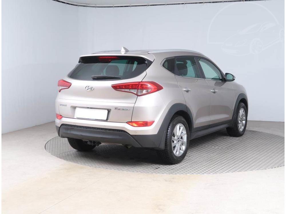 Hyundai Tucson 1.7 CRDi, Automat, Navi