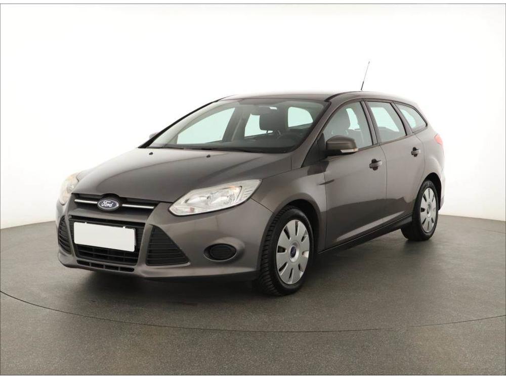 Ford Focus 1.6 TDCi, jezd vborn, Navi