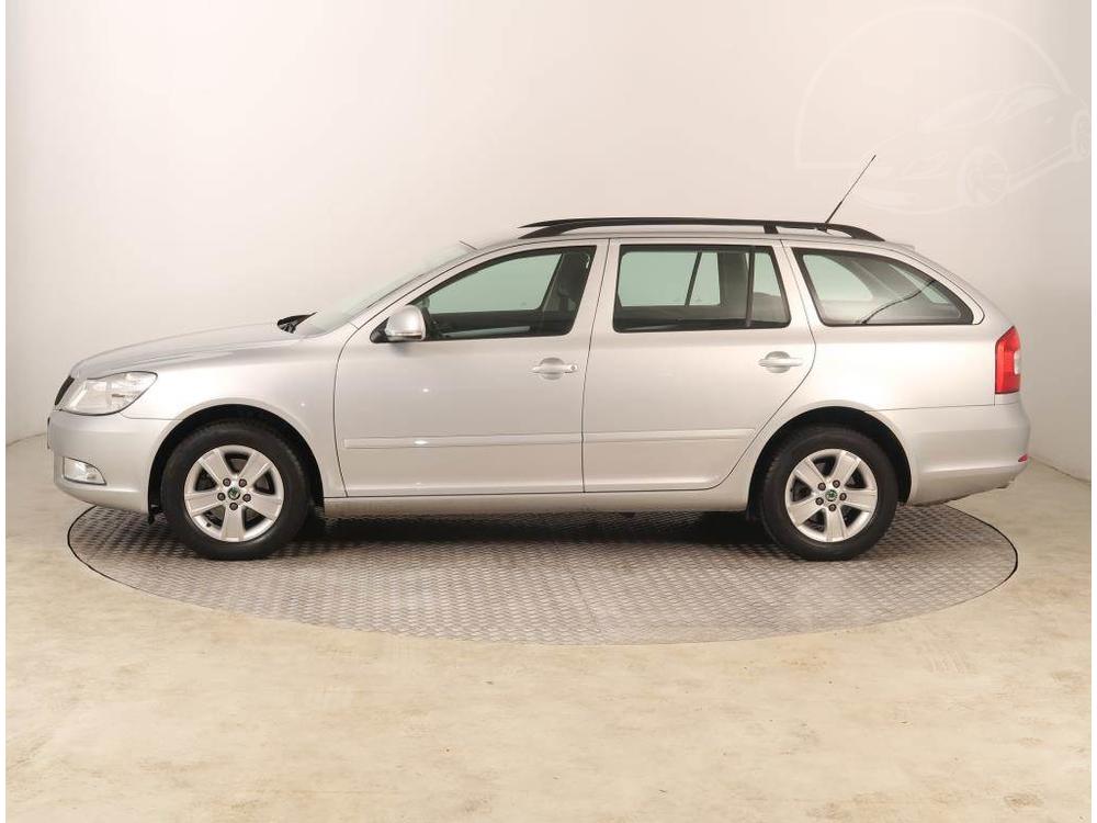 koda Octavia 1.4 TSI, Ambiente, Serv.kniha