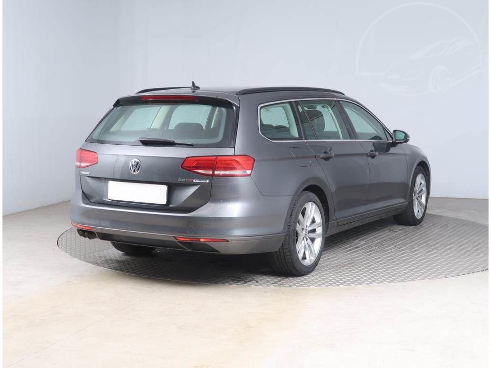 Volkswagen Passat 2.0 TDI, Highline, Automat