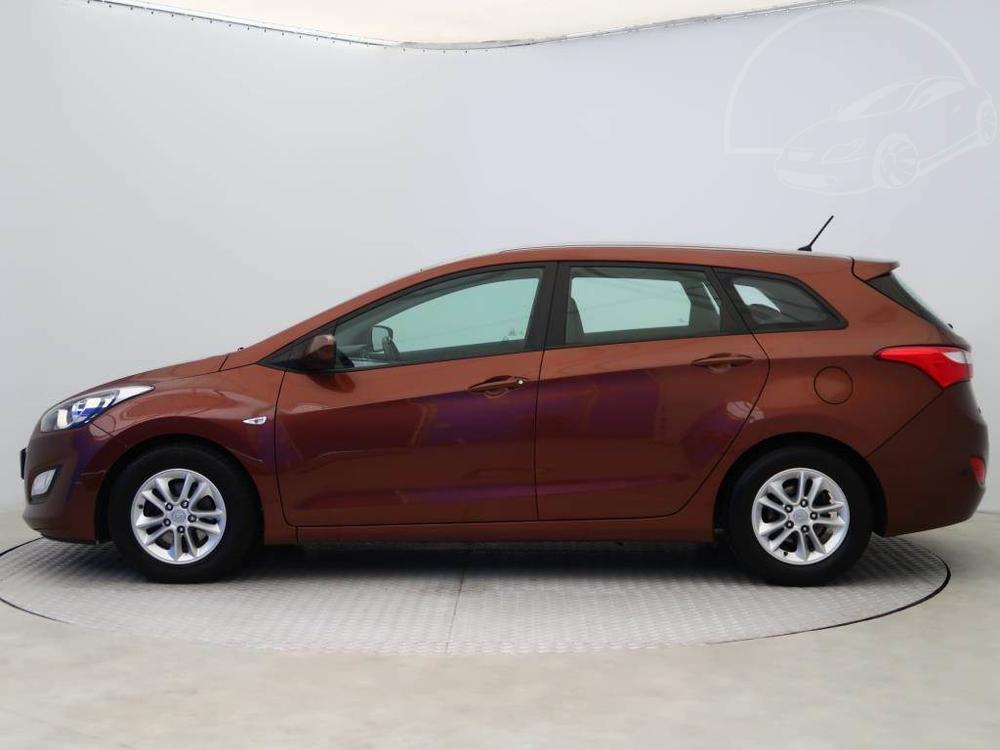 Hyundai i30 1.6 MPI, Serv.kniha, Klima