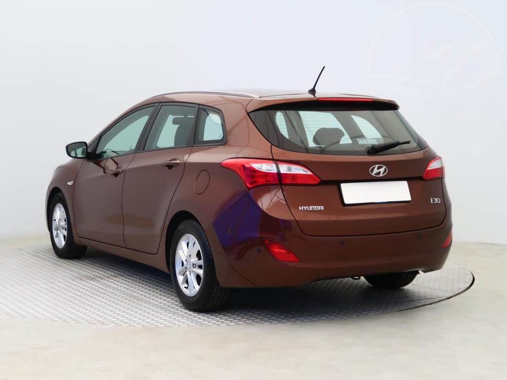 Hyundai i30 1.6 MPI, Serv.kniha, Klima