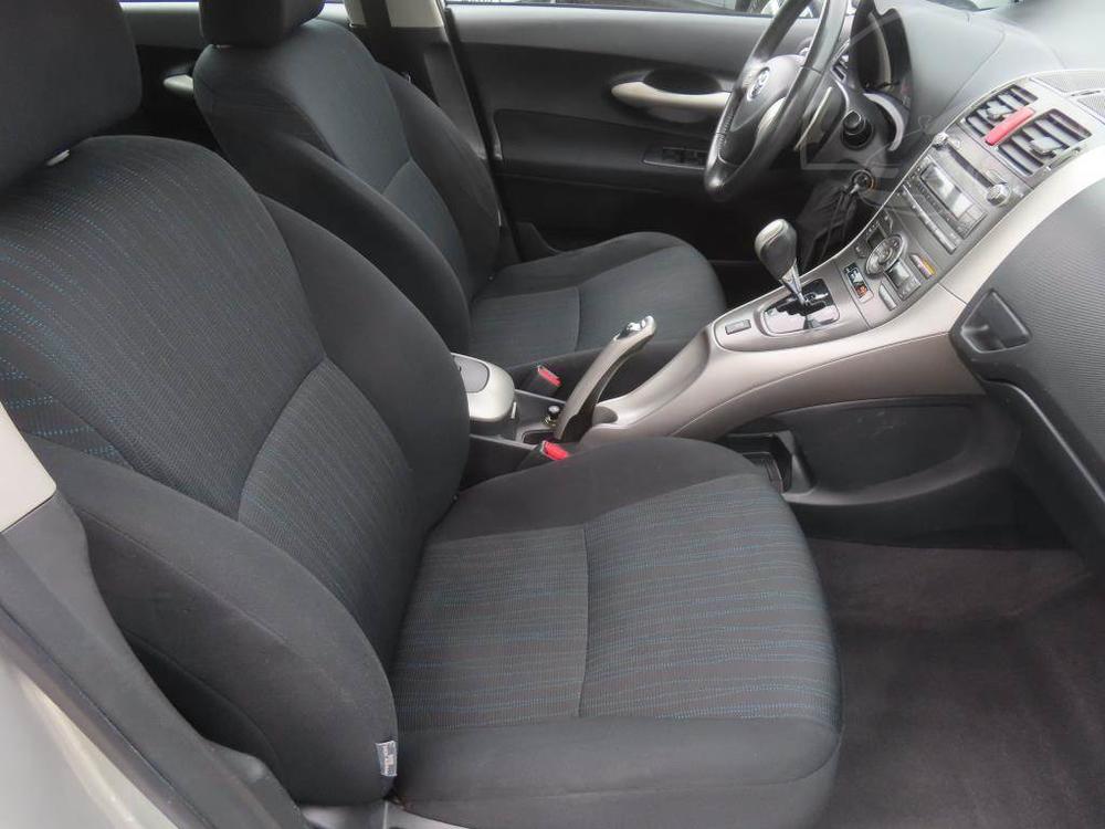 Toyota Auris 1.6 Dual VVT-i, Automat, R