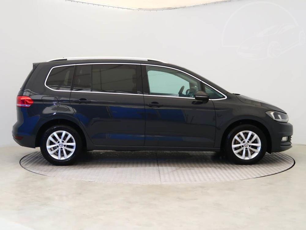 Volkswagen Touran 2.0 TDI, Serv.kniha