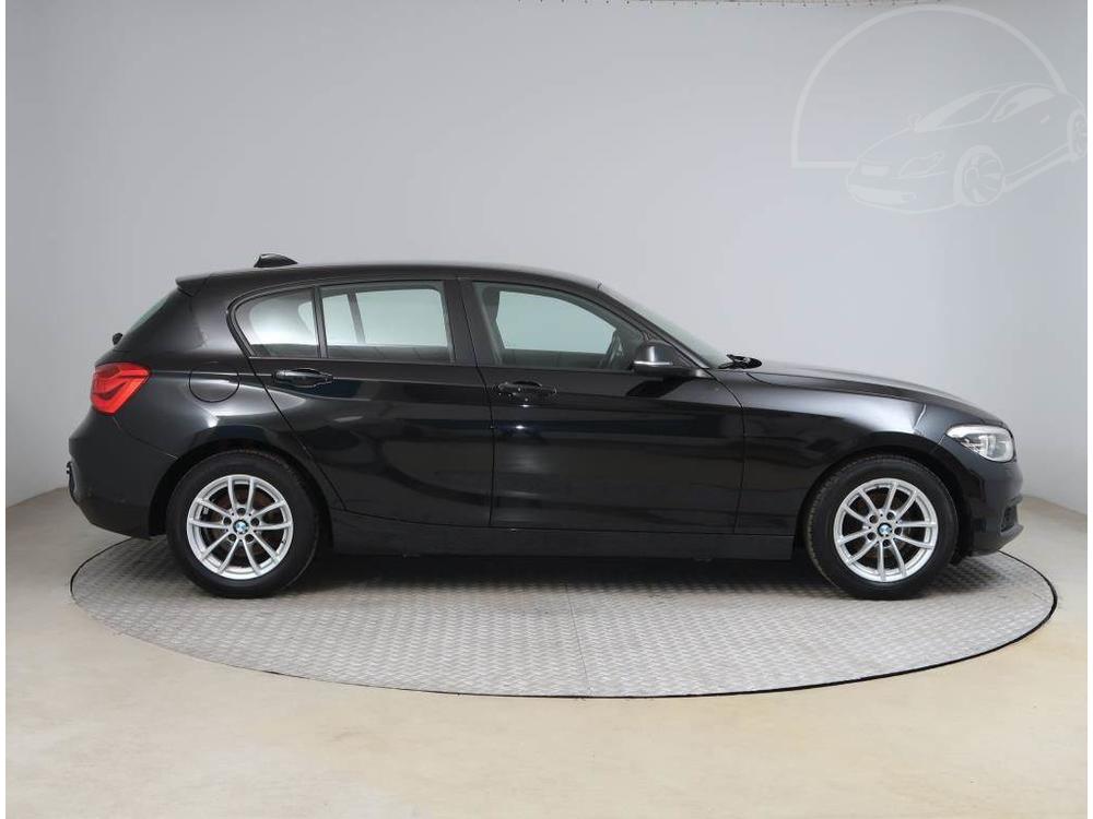 BMW 116 116d, R,2.maj, Serv.kniha