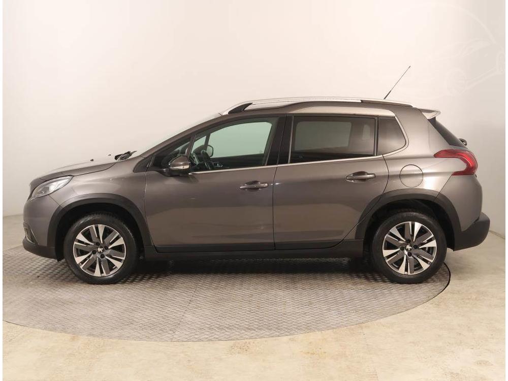 Peugeot 2008 1.2 PureTech, Allure, Automat