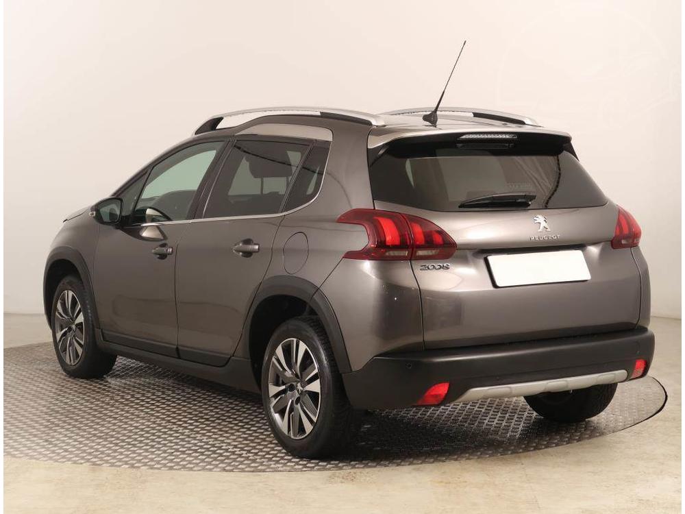 Peugeot 2008 1.2 PureTech, Allure, Automat