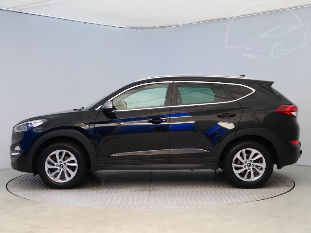 Hyundai Tucson 1.7 CRDi, Trikolor, R,2.maj