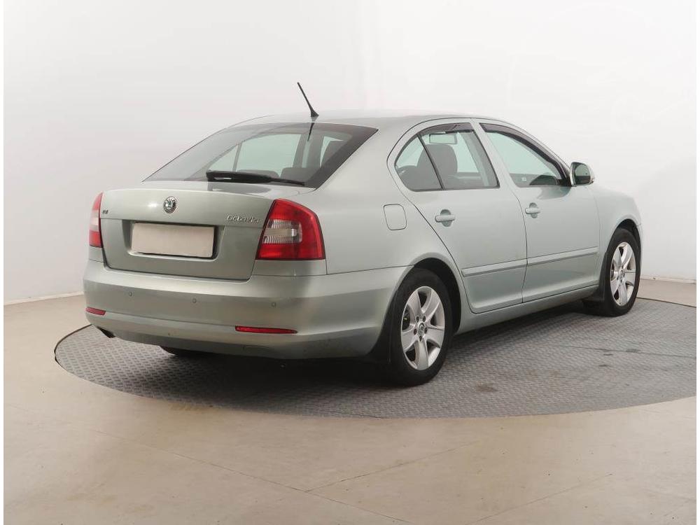 koda Octavia 1.6 TDI, R,1.maj, Serv.kniha