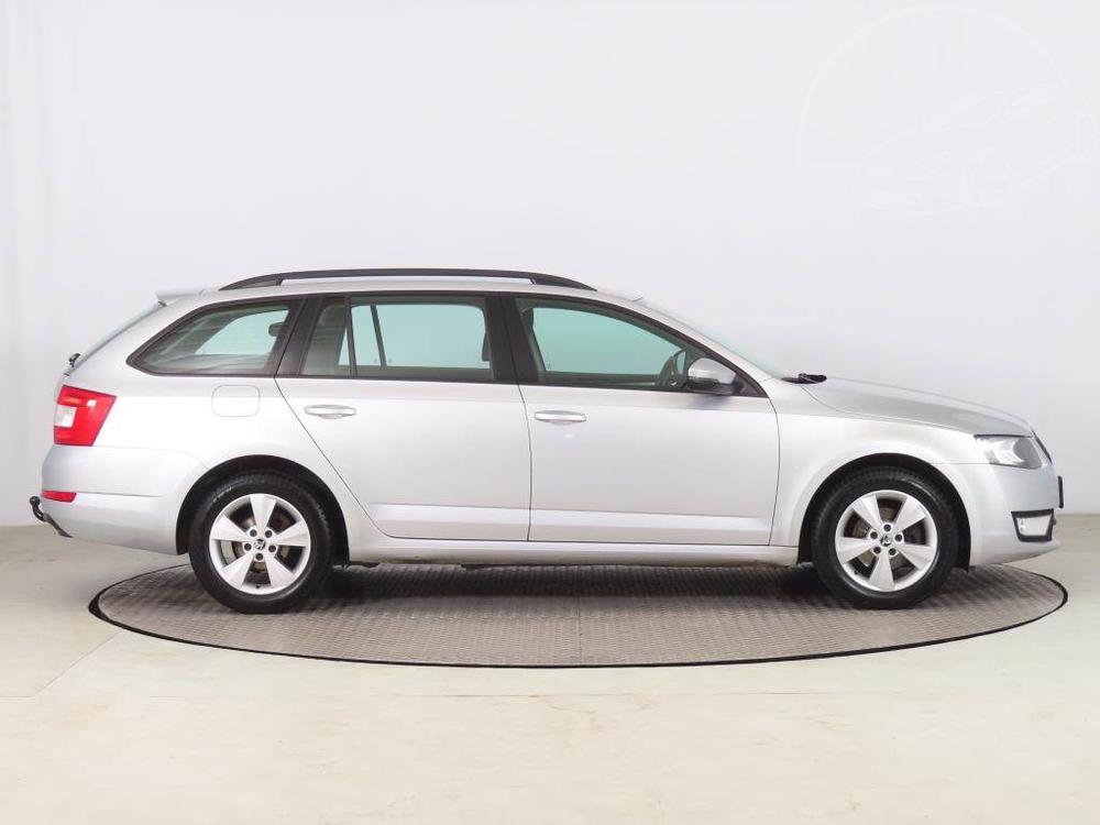 koda Octavia 1.6 TDI, Serv.kniha