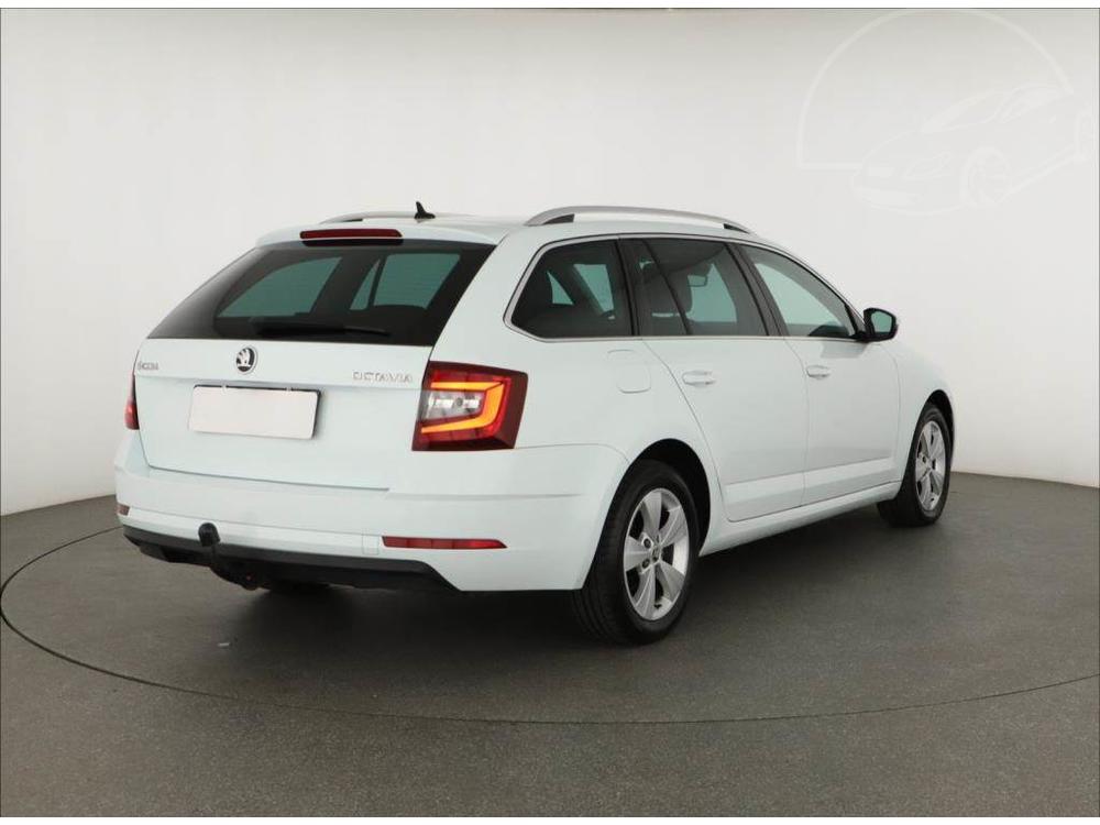 koda Octavia 1.6 TDI, Ke, Navi