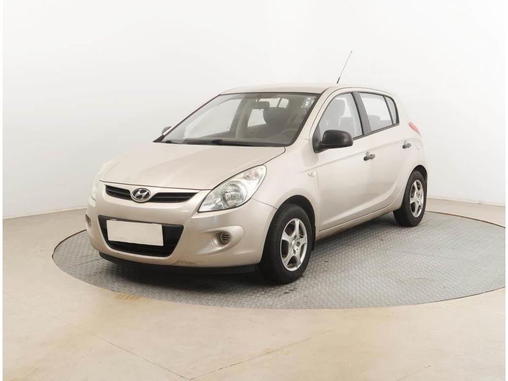 Hyundai i20 1.2, Tan, slun stav