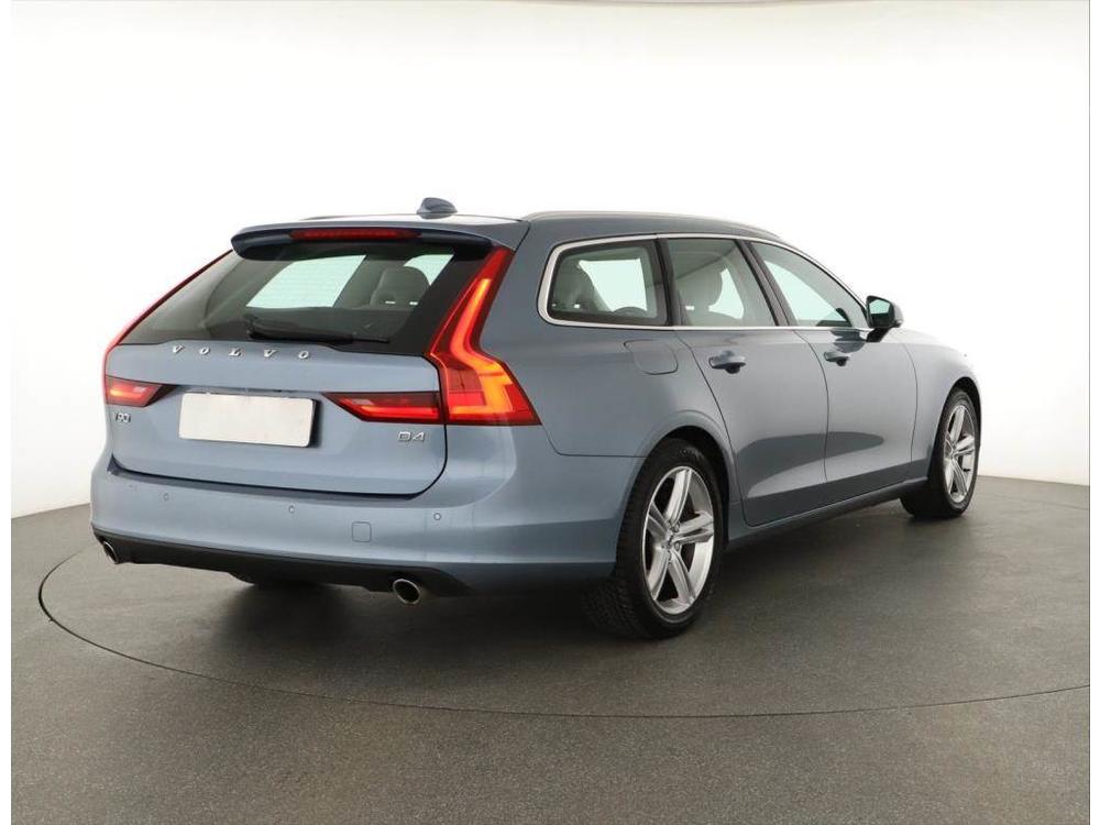 Volvo V90 D4, Automat, R,2.maj