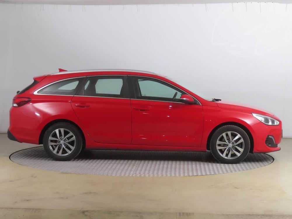 Hyundai i30 1.6 CRDi, R,2.maj, Navi