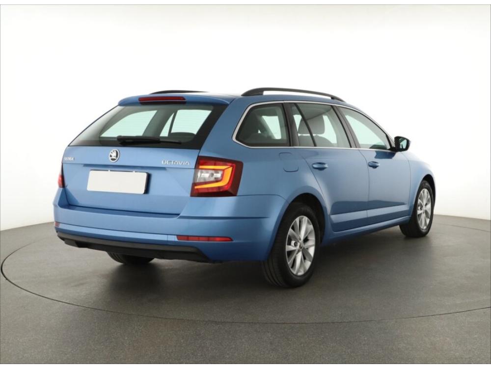 koda Octavia 1.6 TDI, Style, R,1.maj