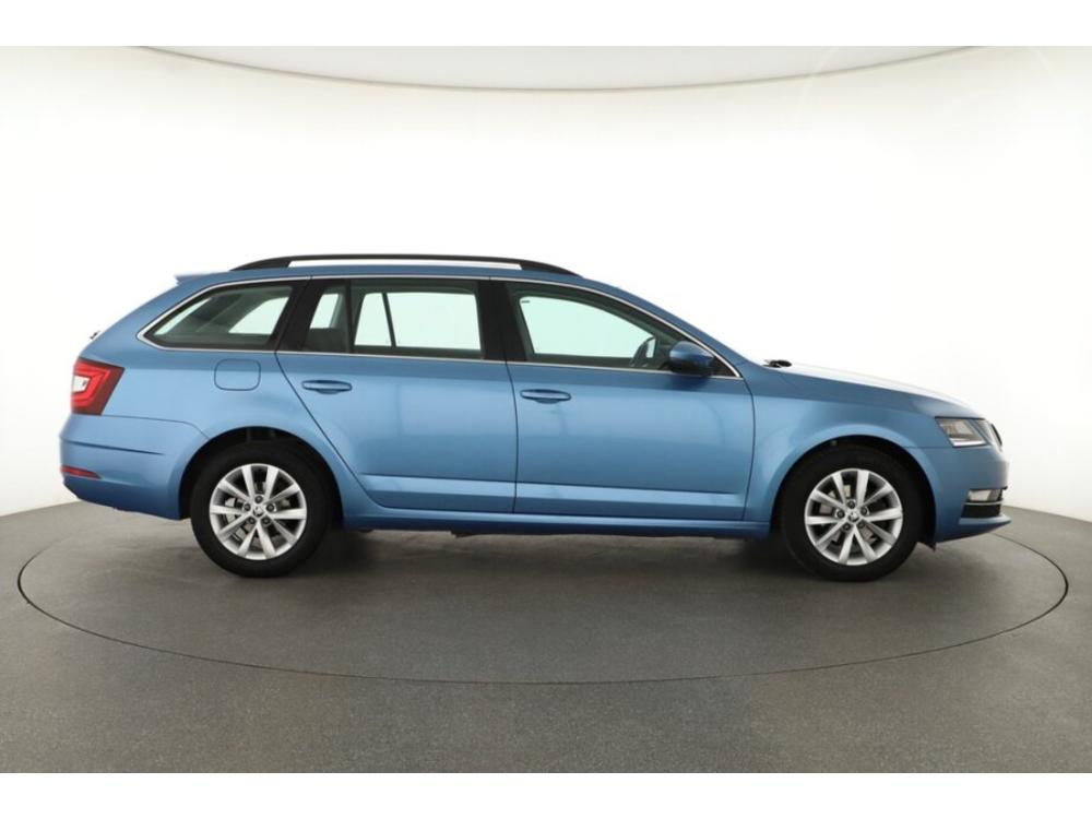 koda Octavia 1.6 TDI, Style, R,1.maj