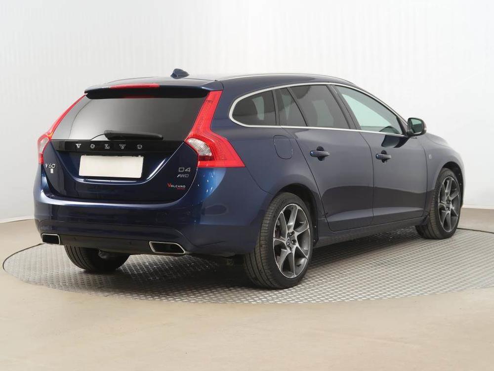 Volvo V60 D4 2.4 AWD, NOV CENA, 4X4