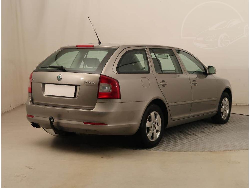 koda Octavia 2.0 TDI, Automatick klima