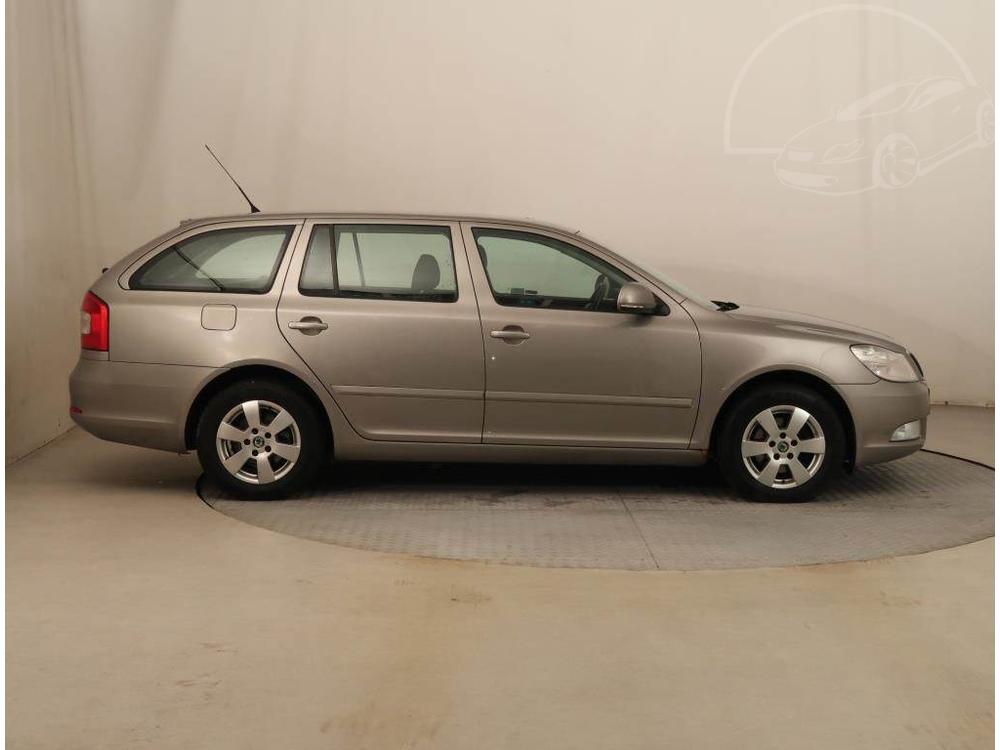 koda Octavia 2.0 TDI, Automatick klima