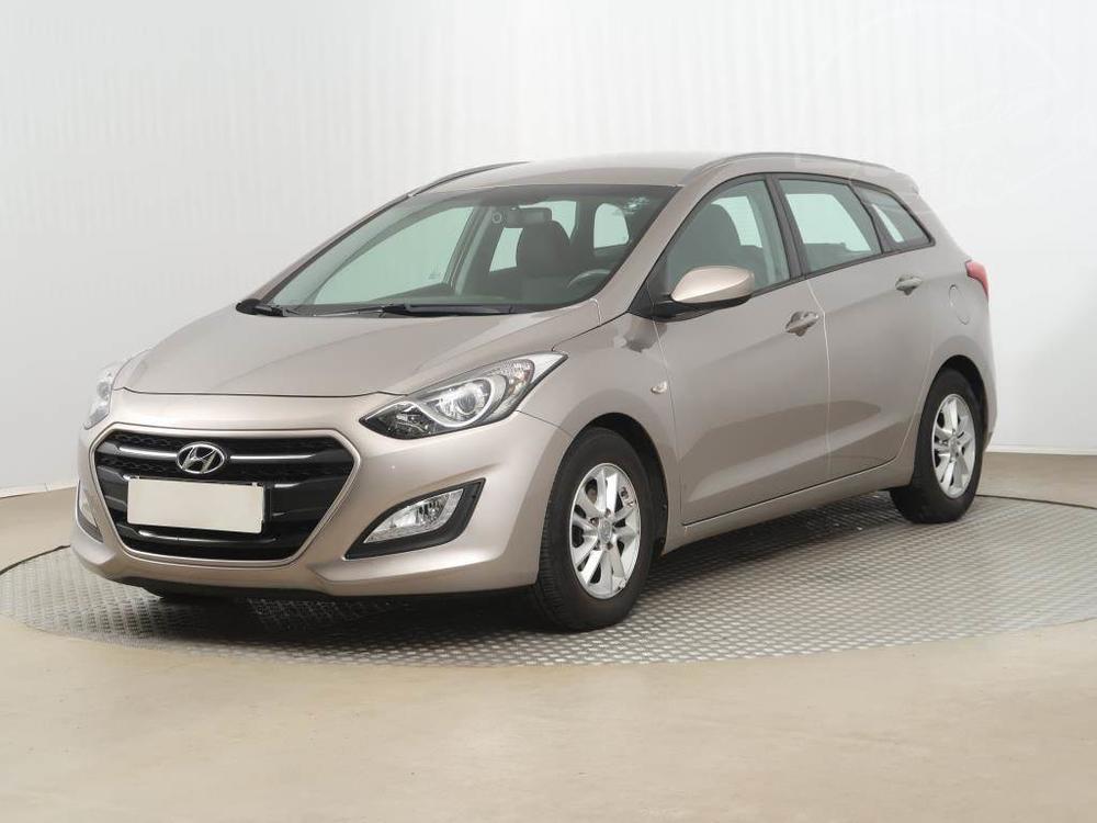 Hyundai i30 1.6 MPI, R,2.maj, Serv.kniha