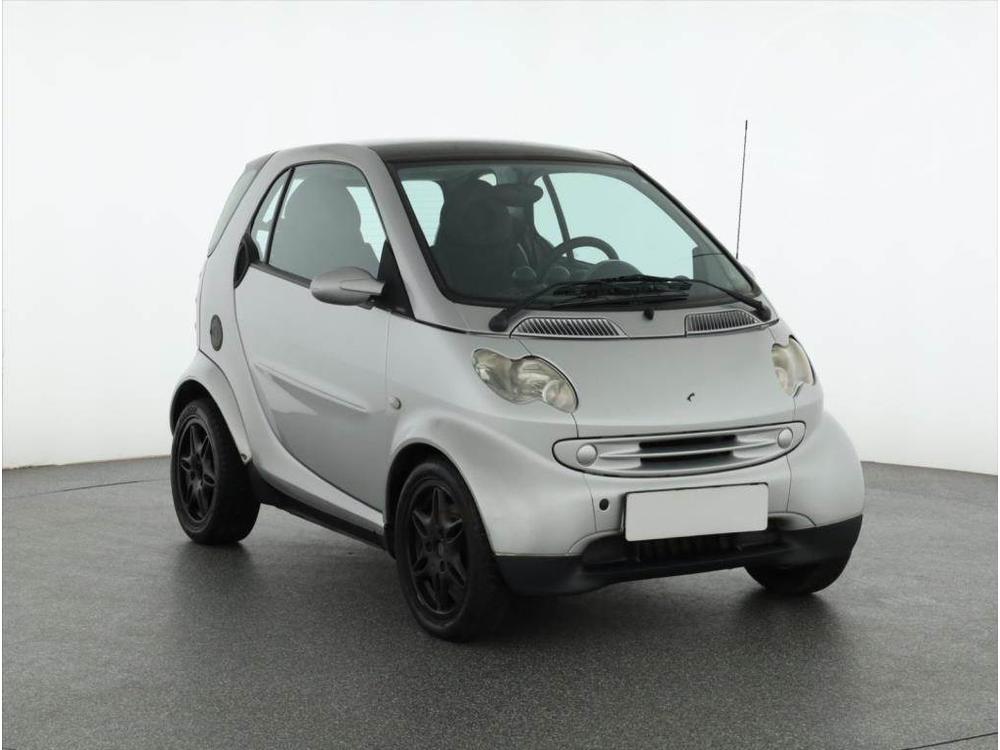 Prodm Smart Fortwo 0.7, Automat, za dobrou cenu