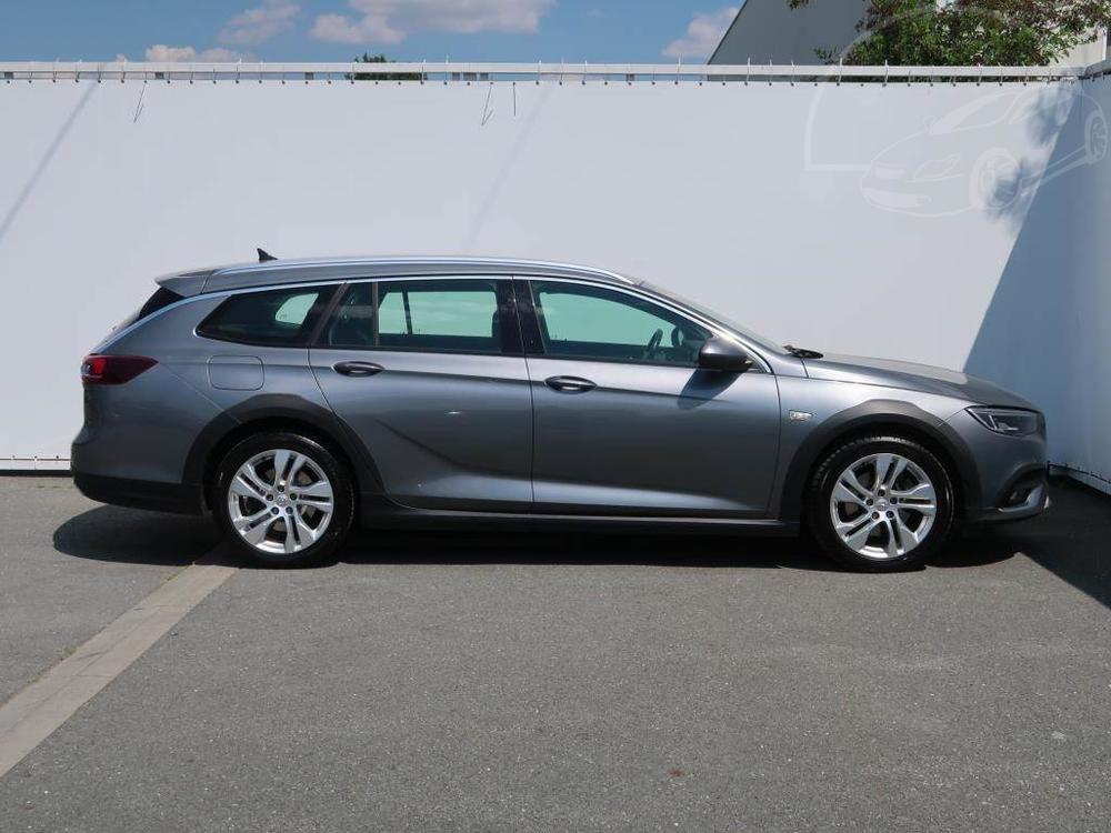 Opel Insignia 2.0 BiTurbo CDTI, NOV CENA