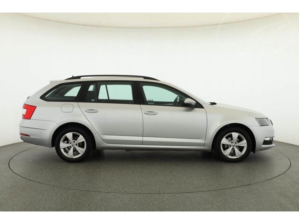 koda Octavia 1.6 TDI, Ambition, R,1.maj