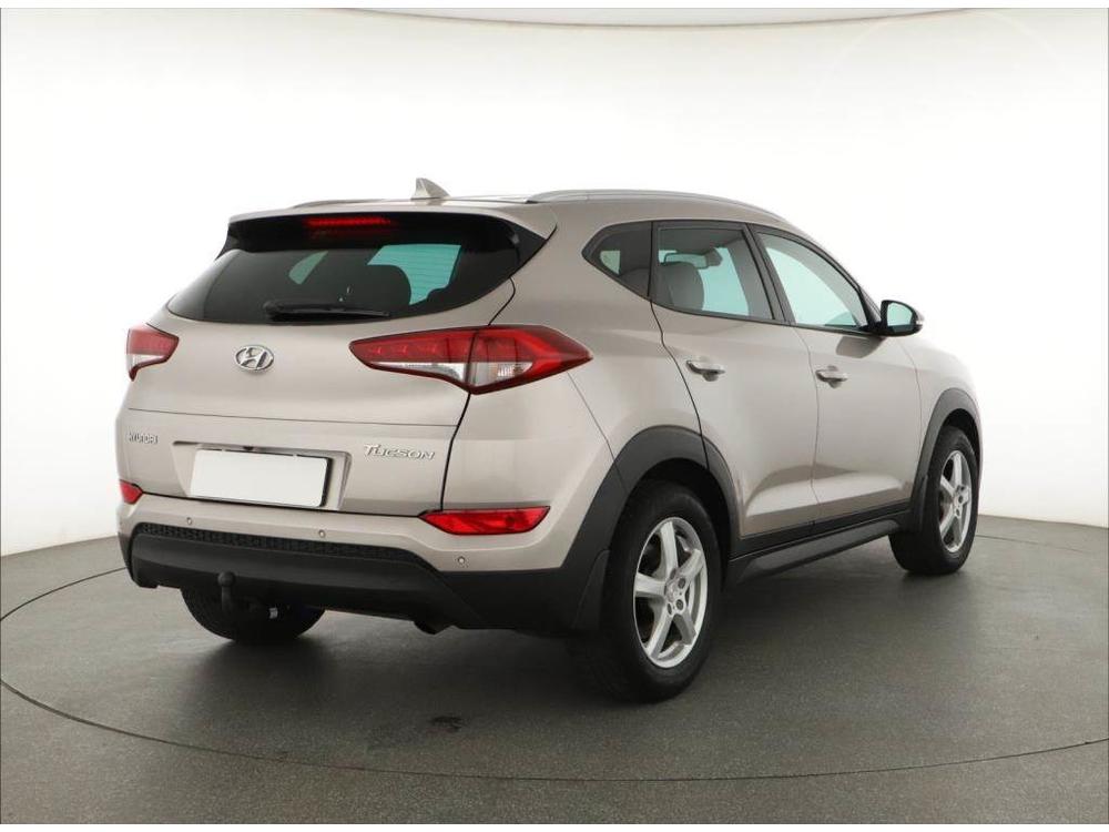 Hyundai Tucson 1.7 CRDi, Navi