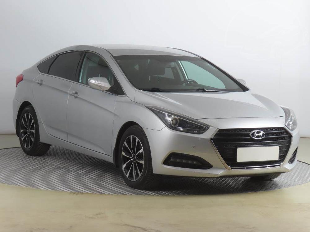 Prodm Hyundai i40 1.7 CRDi, Automat, Navi