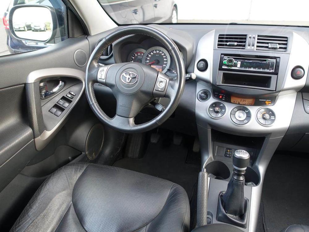 Toyota RAV4 2.2 D-CAT, 4X4