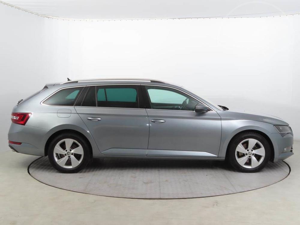 koda Superb 2.0 TDI, 4X4, Automat, R