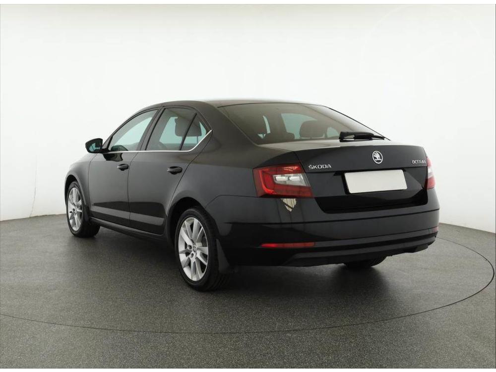 koda Octavia 1.6 TDI, R,2.maj, Serv.kniha