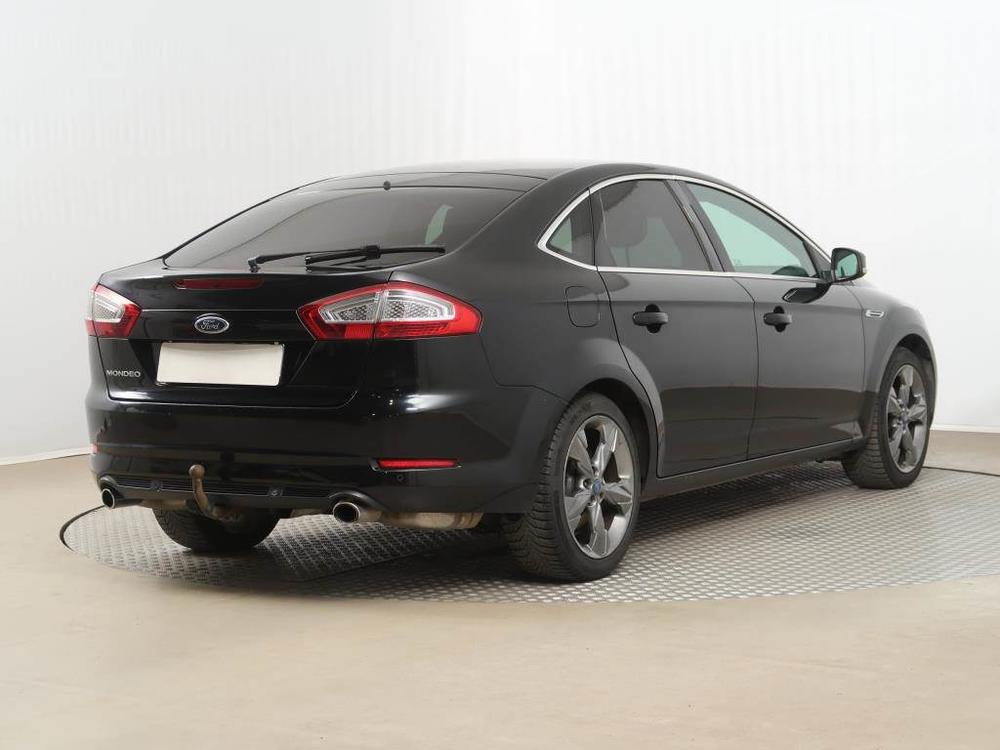 Ford Mondeo 2.2 TDCi, Navi, Koen sedaky