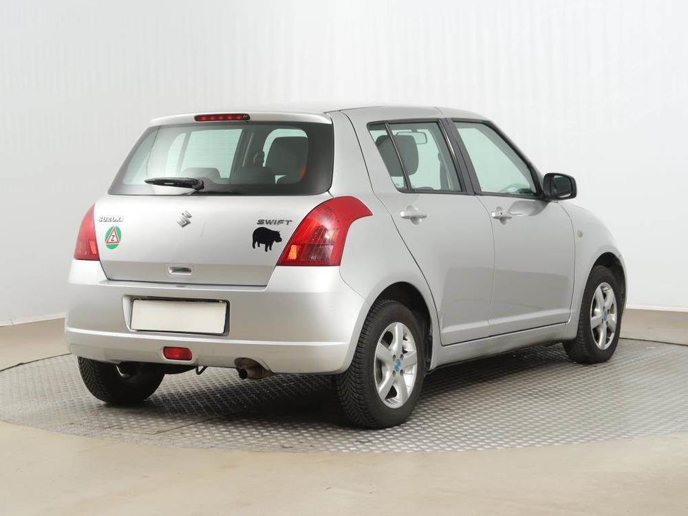 Suzuki Swift 1.3, zamluveno