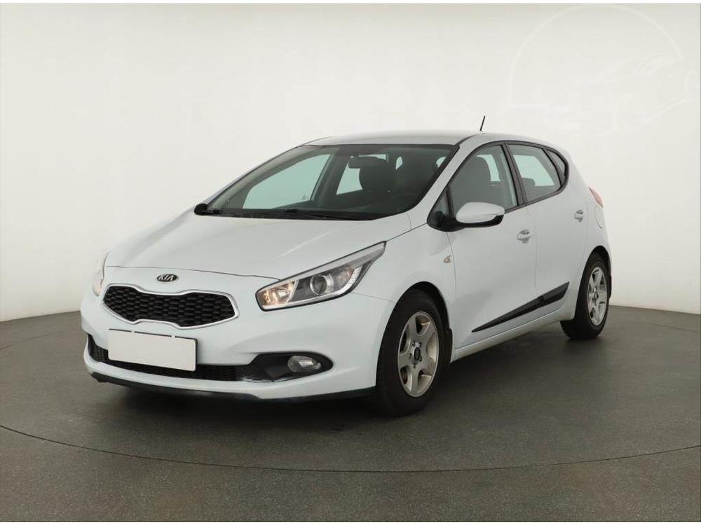 Kia Ceed 1.4 CRDi, Klima, El. okna