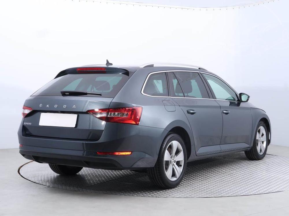 koda Superb 1.6 TDI, Business Plus