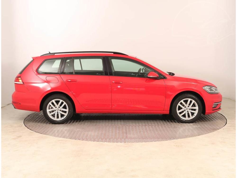 Volkswagen Golf 1.6 TDI, NOV CENA, Automat