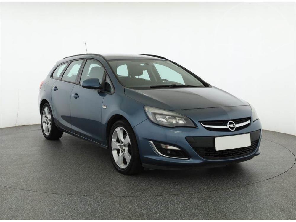 Prodm Opel Astra 1.7 CDTI, Automatick klima