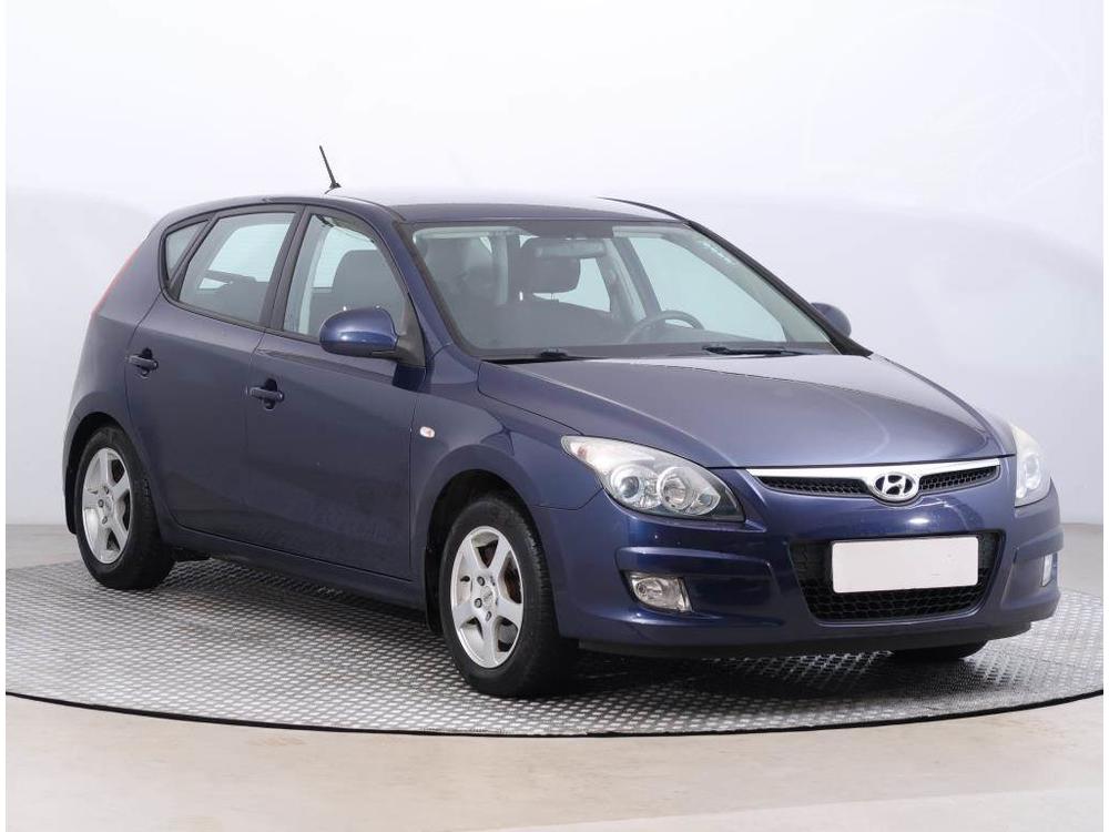 Prodm Hyundai i30 1.4 CVVT, R,1.maj, Serv.kniha