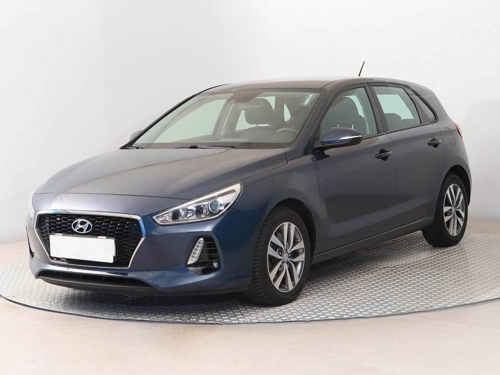 Hyundai i30 1.4 CVVT, Comfort, Serv.kniha