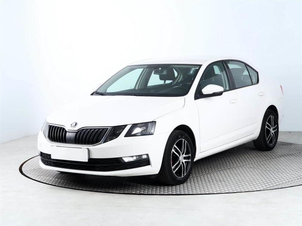 koda Octavia 1.6 TDI, Automatick klima