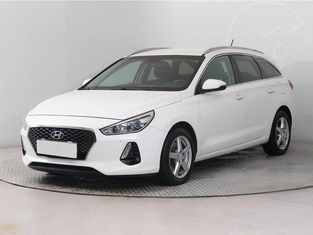 Hyundai i30 1.6 CRDi, Automatick klima