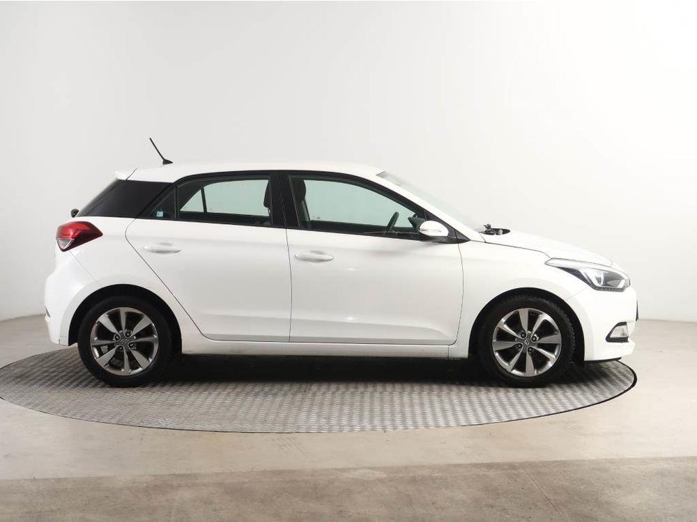 Hyundai i20 1.2, Klima, Tempomat, El. okna