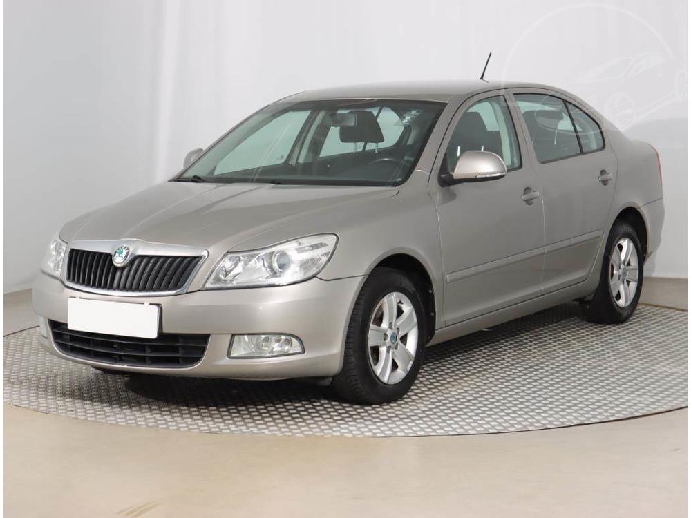 koda Octavia 1.6 TDI, Serv.kniha, Klima