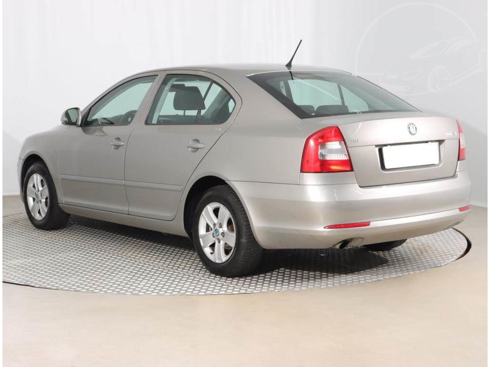 koda Octavia 1.6 TDI, Serv.kniha, Klima