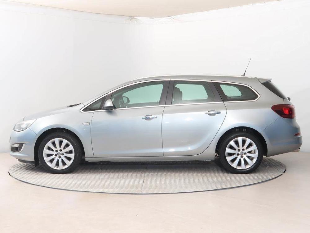 Opel Astra 1.4 T, Serv.kniha