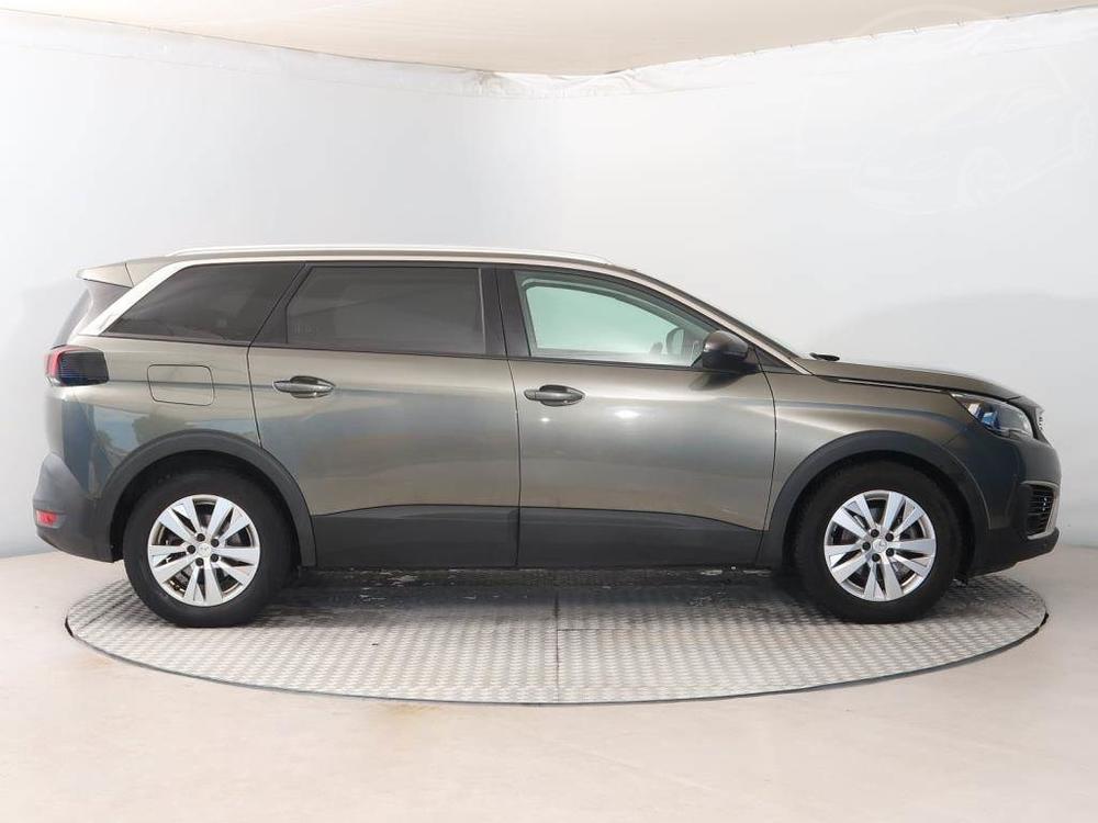 Peugeot 5008 1.6 BlueHDi, Automat, 7mst