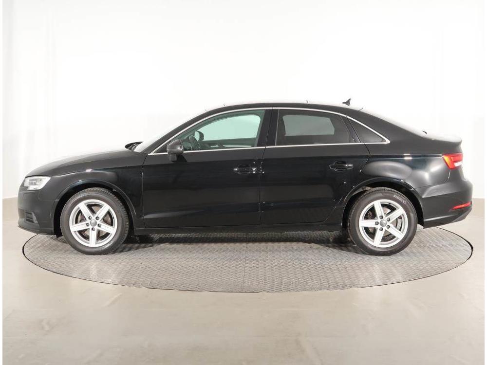 Audi A3 1.6 TDI, Ke, Navi